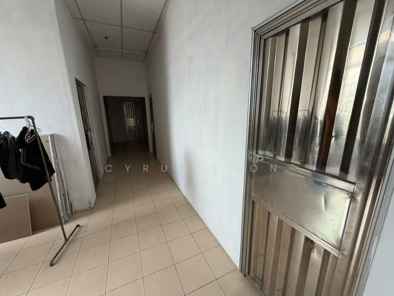 Detached Factory for Sale in Ijok (Selangor) - Cyrus Soon - Corridor - PropertyGuru.com.my