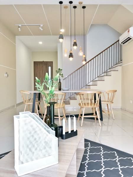 2-storey Terraced House for Rent in Iskandar Puteri (Nusajaya) (Johor) - Claira Ong - Dining Room - PropertyGuru.com.my