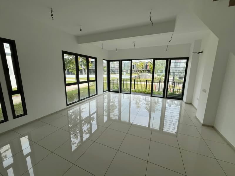 2-storey Terraced House for Sale in Shah Alam (Selangor) - Abby Woo - Living Room - PropertyGuru.com.my