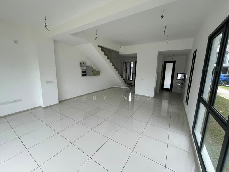 2-storey Terraced House for Sale in Shah Alam (Selangor) - Abby Woo - Living Room - PropertyGuru.com.my