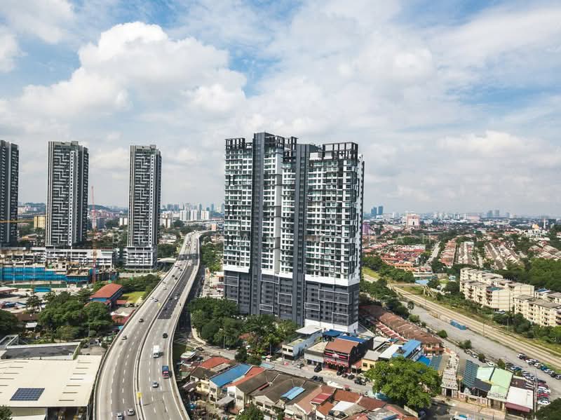 Service Residence for Sale at D'sands Residence - Brendan Phuah - Exterior - PropertyGuru.com.my