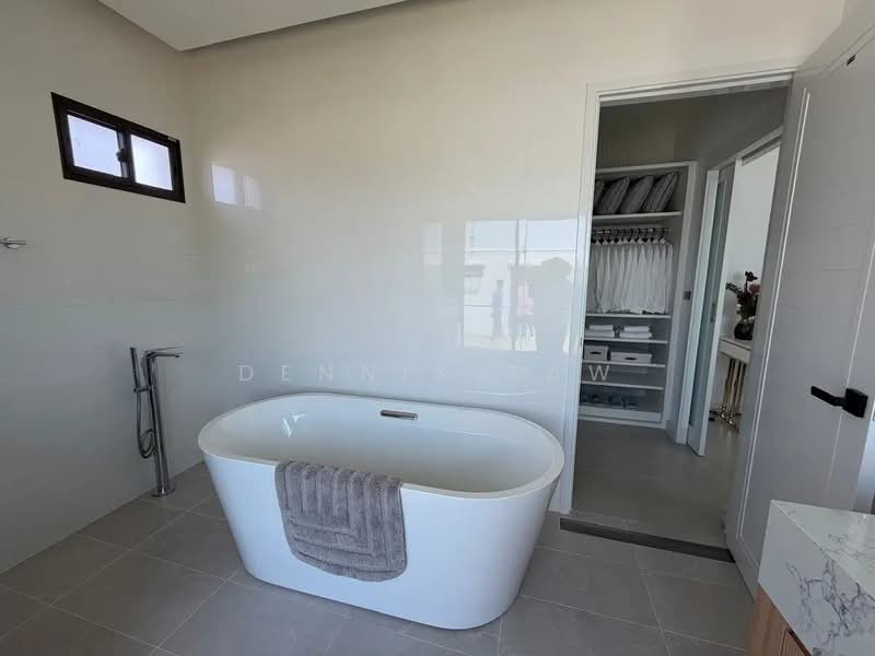 2-storey Terraced House for Sale in Bandar Baru Bangi (Selangor) - Dennis Saw - Bathroom - PropertyGuru.com.my