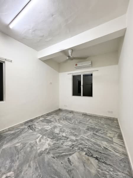 Rumah Bandar untuk Dijual di Bandar Baru Ampang (Ampang) - Vickky Wong CF - Interior - PropertyGuru.com.my