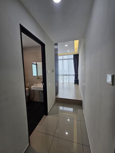 Servis Apartment untuk Dijual di Wave @ Marina Cove - James Tan - Corridor - PropertyGuru.com.my