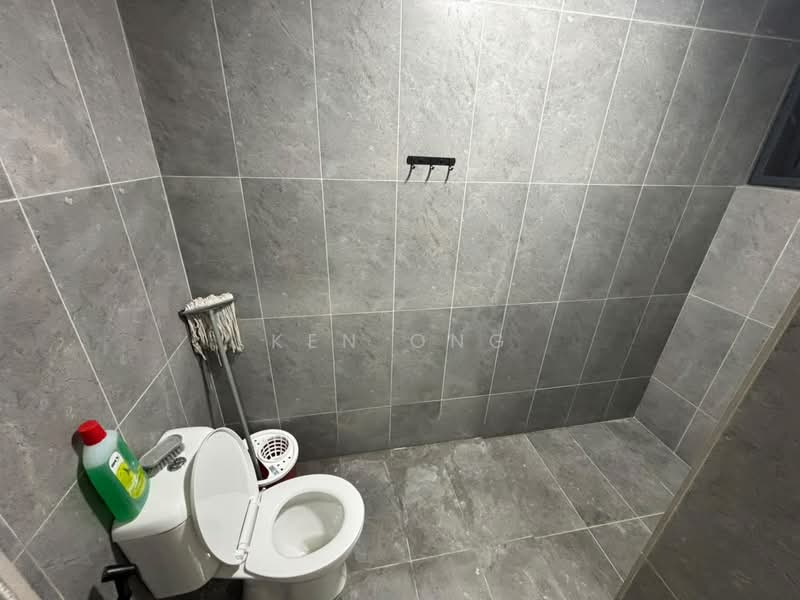 Service Residence for Rent at D'Sini Residences - Ken Ong - Bathroom - PropertyGuru.com.my