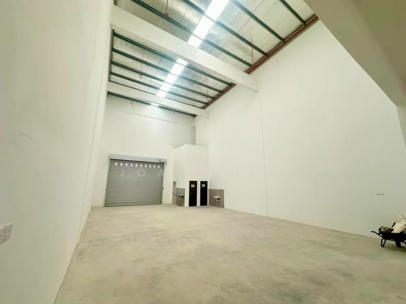 Factory for Sale in Akasia Business Park (Ulu Tiram) - Joan Chia - Interior - PropertyGuru.com.my