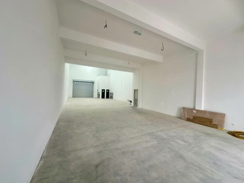Factory for Sale in Akasia Business Park (Ulu Tiram) - Joan Chia - Interior - PropertyGuru.com.my