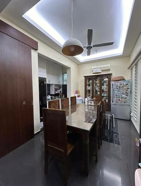 Semi-Detached House for Sale in Taman Gombak Permai (Batu Caves) - Azli Ibrahim - Dining Room - PropertyGuru.com.my