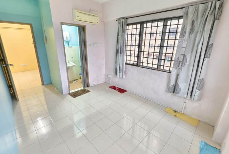 Pangsapuri untuk Dijual di Puncak Desa Apartment - Chin Yee Xin - Interior - PropertyGuru.com.my