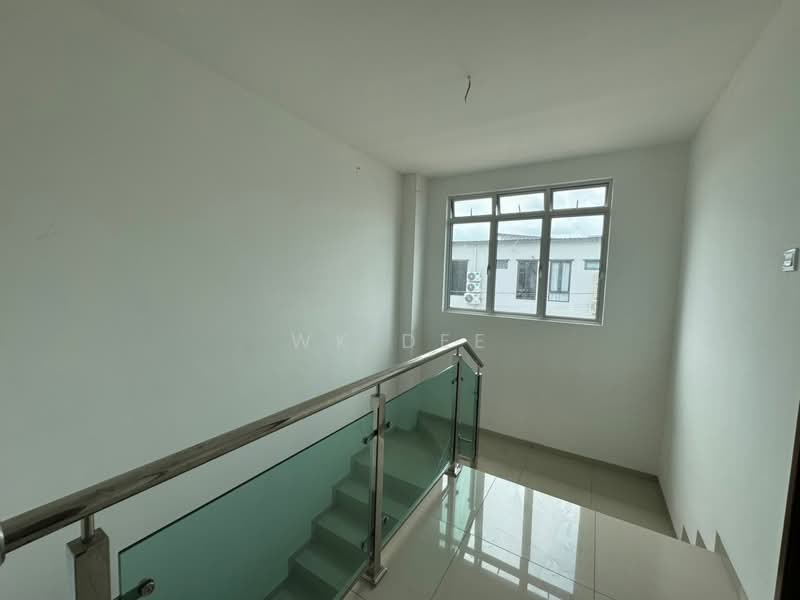 2-storey Terraced House for Sale in Taman Sri Wangsa (Batu Pahat) - WK Dee - Interior - PropertyGuru.com.my