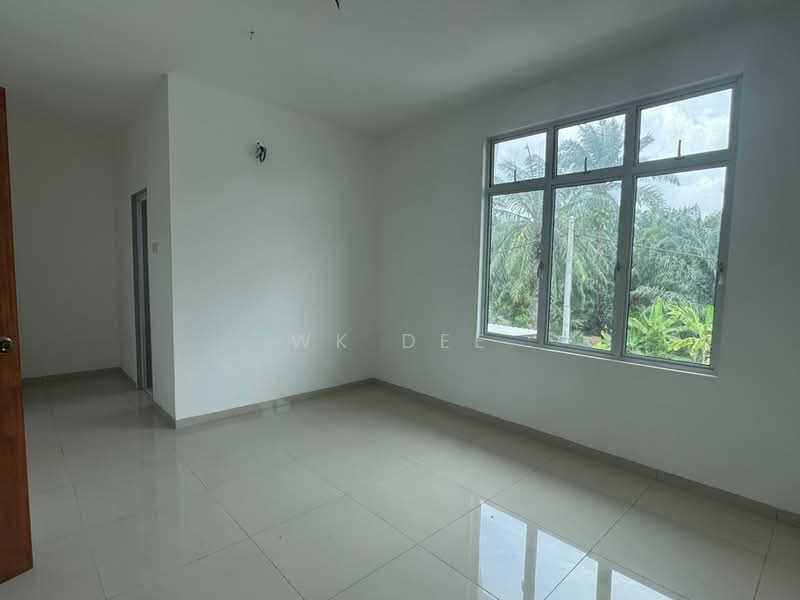 2-storey Terraced House for Sale in Taman Sri Wangsa (Batu Pahat) - WK Dee - Interior - PropertyGuru.com.my