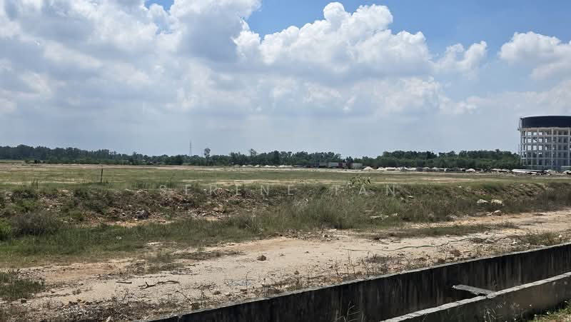 Industrial Land for Sale in Port Klang (Pelabuhan Klang) (Selangor) - Serene Tan - Exterior - PropertyGuru.com.my