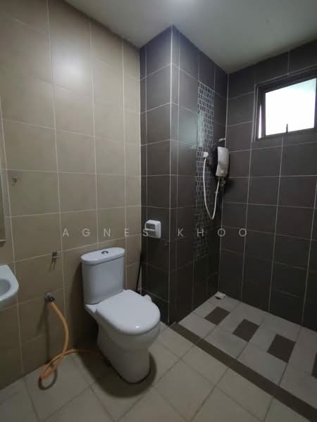 Kondominium untuk Disewa di Tree Sparina - Agnes Khoo - Bathroom - PropertyGuru.com.my