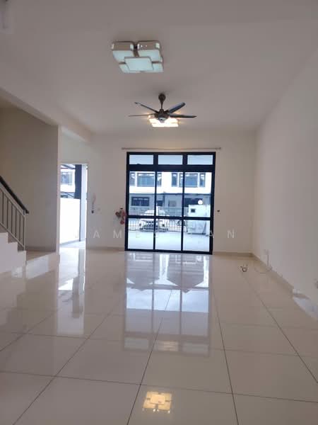 Rumah Teres untuk Dijual di Johor Bahru (Johor) - James Tan - Living Room - PropertyGuru.com.my