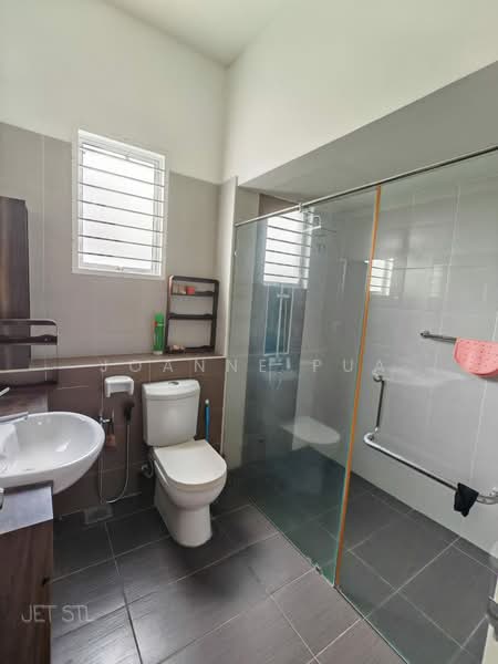 2-storey Terraced House for Sale in Setia Indah 12 (Setia Alam) - Joanne Pua - Bathroom - PropertyGuru.com.my