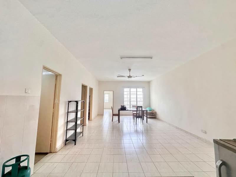 Condominium for Sale at Kondominium Kristal - Adibah Salim - Living Room - PropertyGuru.com.my