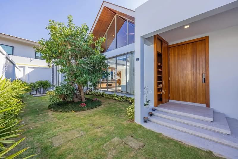 Rumah Banglo untuk Dijual di Bandar Seri Putra (Bangi) - Dennis Saw - Exterior - PropertyGuru.com.my