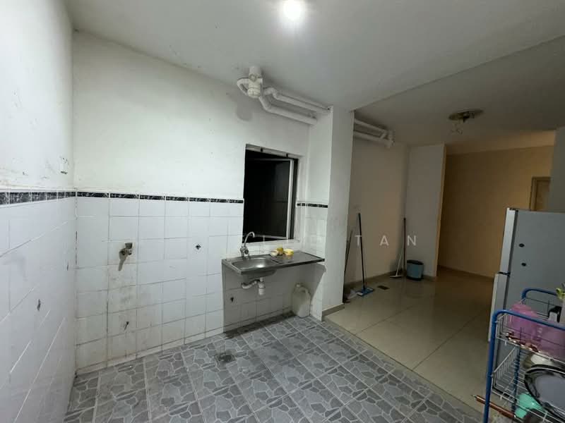 Kondominium untuk Dijual di Venice Hill - Michelle Tan - Kitchen - PropertyGuru.com.my
