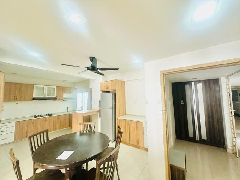 Condominium for Sale at Mas Kiara Residences - Thoriq Suparman - Kitchen - PropertyGuru.com.my