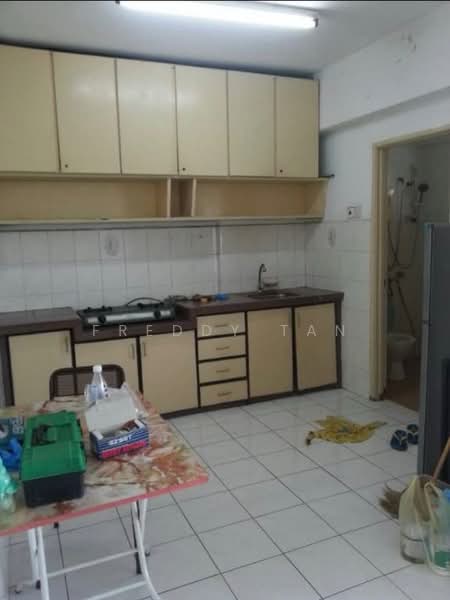 Pangsapuri untuk Dijual di Taman Jubilee Phase 4 - Freddy Tan - Kitchen - PropertyGuru.com.my