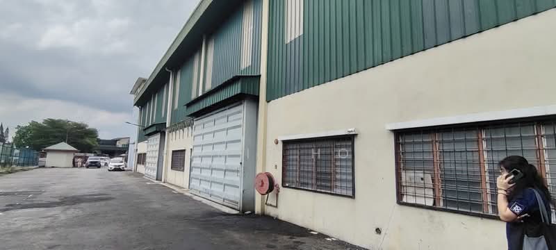 Semi-D Factory for Rent in Taman Industri Selesa Jaya (Balakong) - Camie Hoo - Exterior - PropertyGuru.com.my