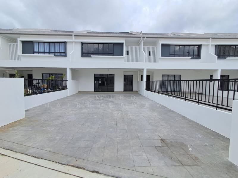 Rumah Teres 2 Tingkat untuk Dijual di Cyberjaya (Selangor) - Muhd Khairulnawawi Kamaruddin - Exterior - PropertyGuru.com.my