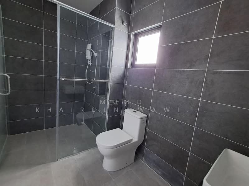 Rumah Teres 2 Tingkat untuk Dijual di Cyberjaya (Selangor) - Muhd Khairulnawawi Kamaruddin - Bathroom - PropertyGuru.com.my