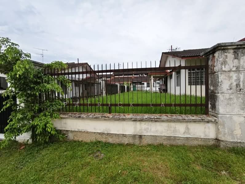 1-storey Terraced House for Sale in Skudai (Johor) - Patrick Lai - Exterior - PropertyGuru.com.my