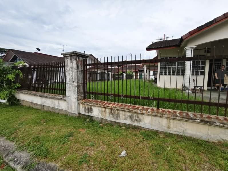 1-storey Terraced House for Sale in Skudai (Johor) - Patrick Lai - Exterior - PropertyGuru.com.my
