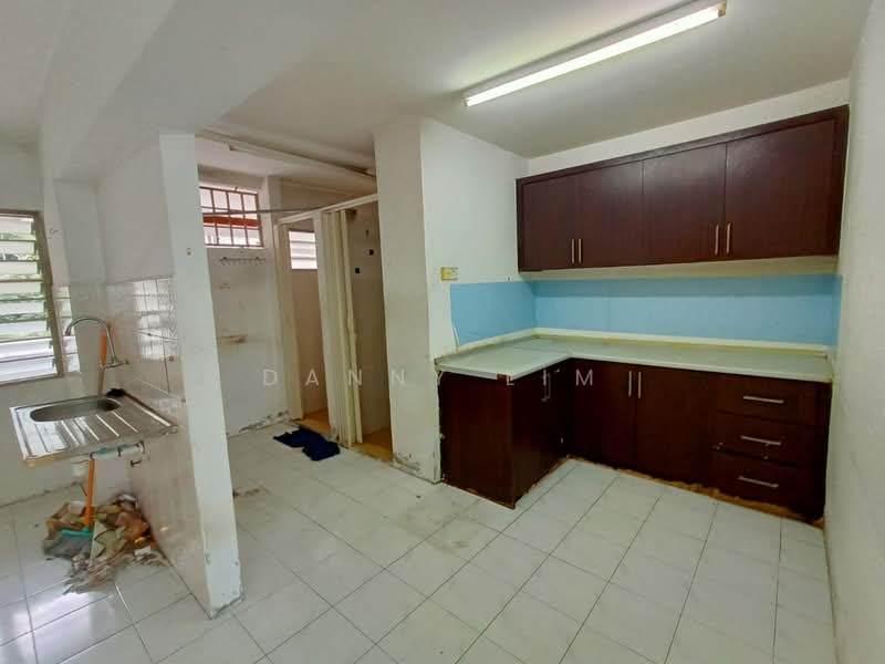 Flat for Sale at Green Garden - Danny Lim - Kitchen - PropertyGuru.com.my