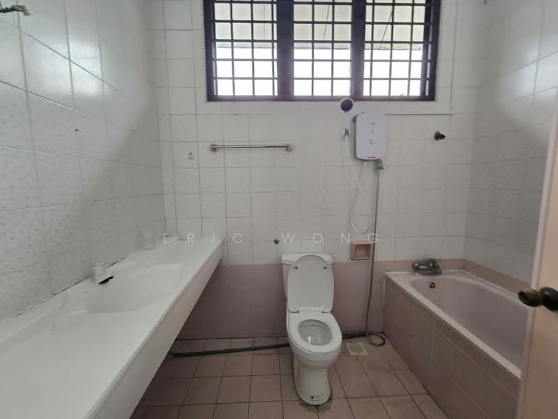 Rumah Teres 2 Tingkat untuk Disewa di Taman Suria (Johor Bahru) - Eric Wong - PropertyGuru.com.my