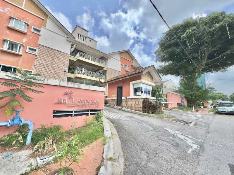 Townhouse for Sale in Petaling Jaya (Selangor) - Adibah Salim - Exterior - PropertyGuru.com.my