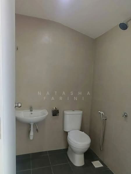 2-storey Terraced House for Sale in Port Klang (Pelabuhan Klang) (Selangor) - Natasha Farini - Bathroom - PropertyGuru.com.my