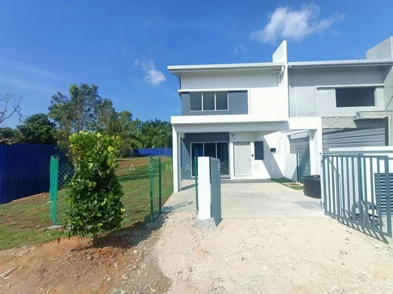 2-storey Terraced House for Sale in Port Klang (Pelabuhan Klang) (Selangor) - Natasha Farini - Exterior - PropertyGuru.com.my