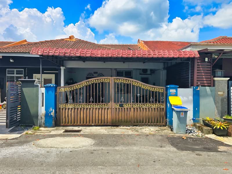 1-storey Terraced House for Sale in Saujana (Selangor) - Izzah Alias - Exterior - PropertyGuru.com.my