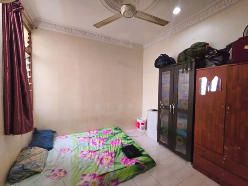 1-storey Terraced House for Sale in Saujana (Selangor) - Izzah Alias - Bedroom - PropertyGuru.com.my