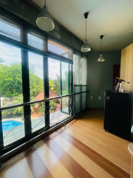 Rumah Banglo untuk Dijual di Kampung Datuk Keramat (Keramat) - Michelle Tan - Balcony - PropertyGuru.com.my
