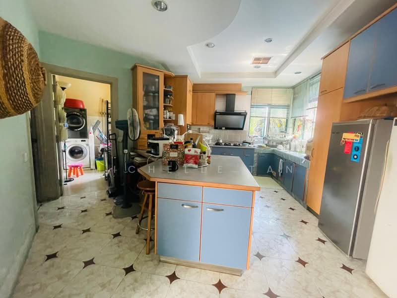 Rumah Banglo untuk Dijual di Kampung Datuk Keramat (Keramat) - Michelle Tan - Kitchen - PropertyGuru.com.my