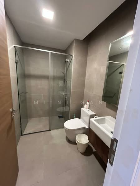 Service Residence for Sale at Aria - Miini Gan - Bathroom - PropertyGuru.com.my