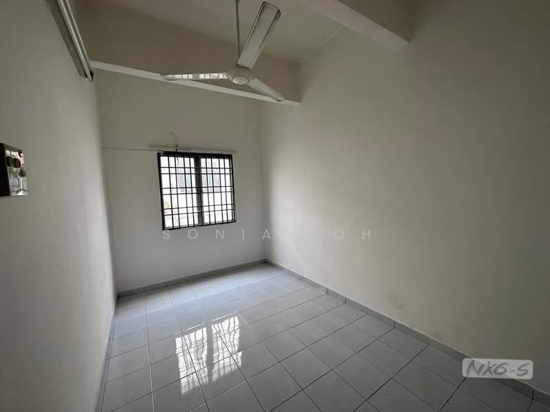 Rumah Teres 2 Tingkat untuk Dijual di Taman Sri Gadong (Klang) - Sonia Soh - Interior - PropertyGuru.com.my