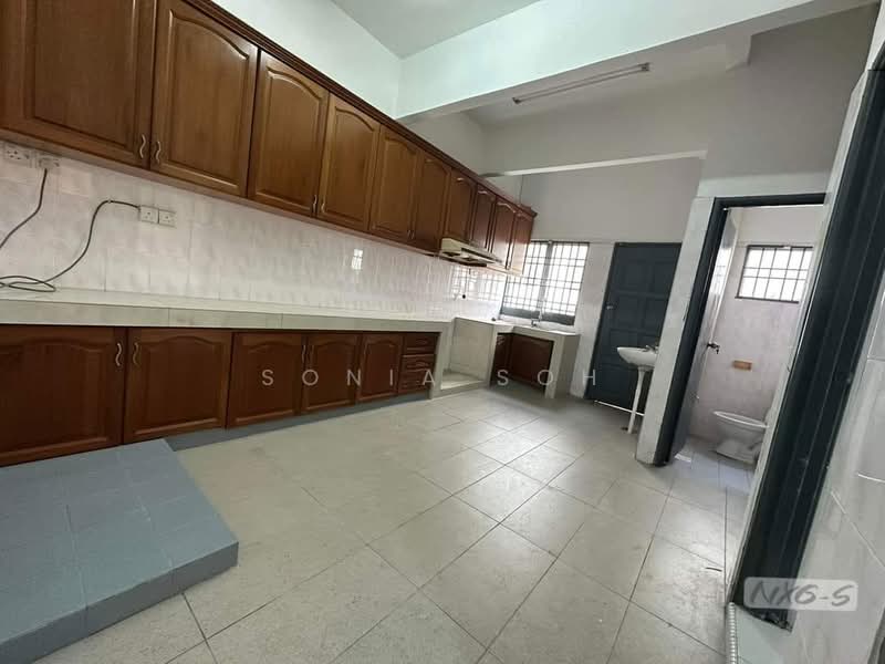 Rumah Teres 2 Tingkat untuk Dijual di Taman Sri Gadong (Klang) - Sonia Soh - Kitchen - PropertyGuru.com.my