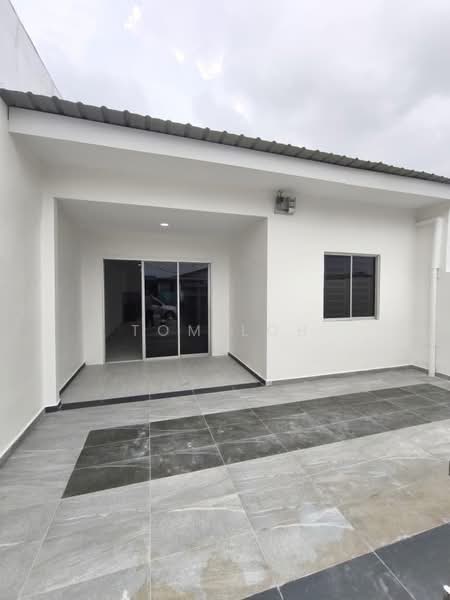 1-storey Terraced House for Sale in Taman Sri Skudai (Skudai) - Tom Loh - Exterior - PropertyGuru.com.my