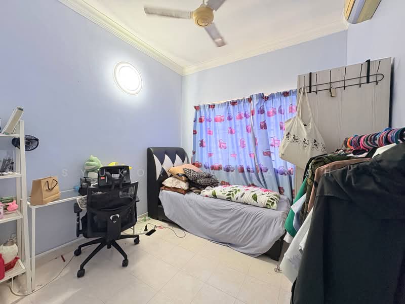 2-storey Terraced House for Sale in Shah Alam (Selangor) - Syukor Hartanah - Bedroom - PropertyGuru.com.my