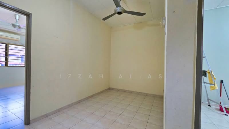 Rumah Teres 2 Tingkat untuk Dijual di Saujana Utama (Selangor) - Izzah Alias - PropertyGuru.com.my