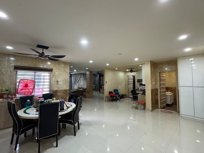 Rumah Teres 2 Tingkat untuk Dijual di Johor Bahru (Johor) - Kenneth Khor - Living Room - PropertyGuru.com.my