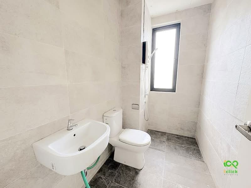 Kondominium untuk Dijual di Iconic Skies - Kenny Ooi - Bathroom - PropertyGuru.com.my
