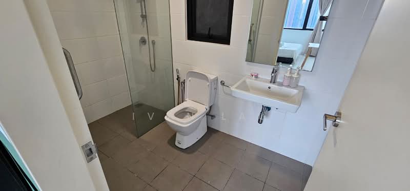 Service Residence for Sale at Parc 3 - Ivan Lau - Bathroom - PropertyGuru.com.my
