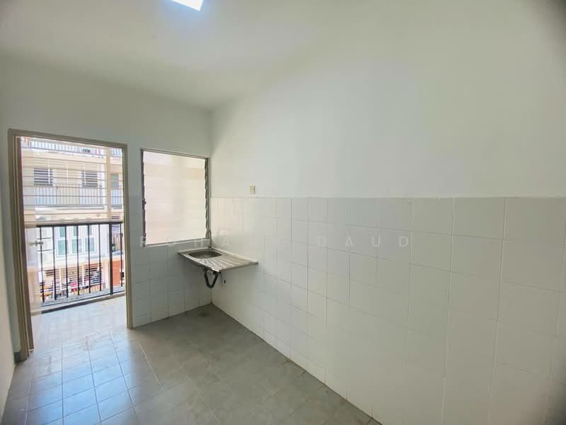 Apartment for Sale at Villa Residence - Rohani Daud - Kitchen - PropertyGuru.com.my