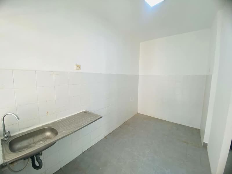 Apartment for Sale at Villa Residence - Rohani Daud - Kitchen - PropertyGuru.com.my