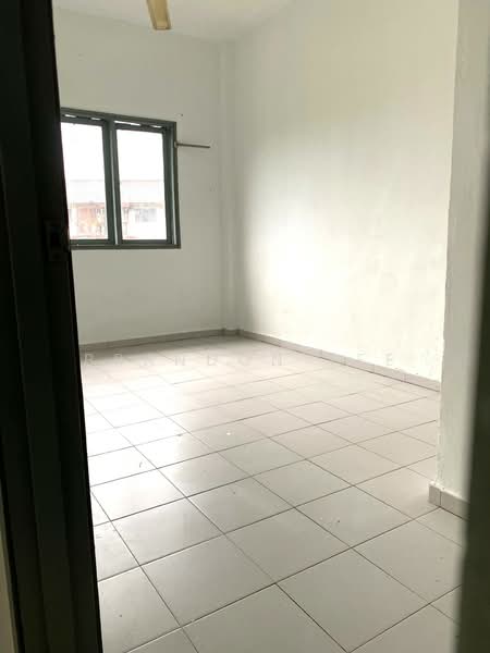 Rumah Flat untuk Dijual di Desa Serdang - Brandon Yee - Interior - PropertyGuru.com.my